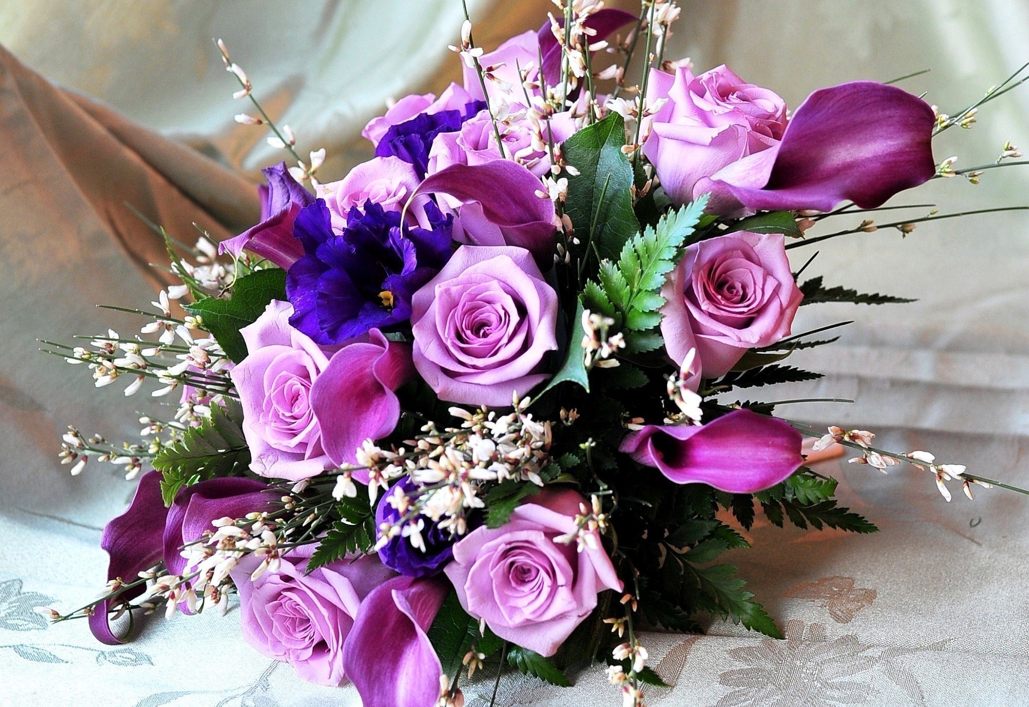 Букет цветов с пожеланиями для женщин красивые. Красивый букет. Роскошные цветы. Шикарный букет цветов. Шикарные цветы.