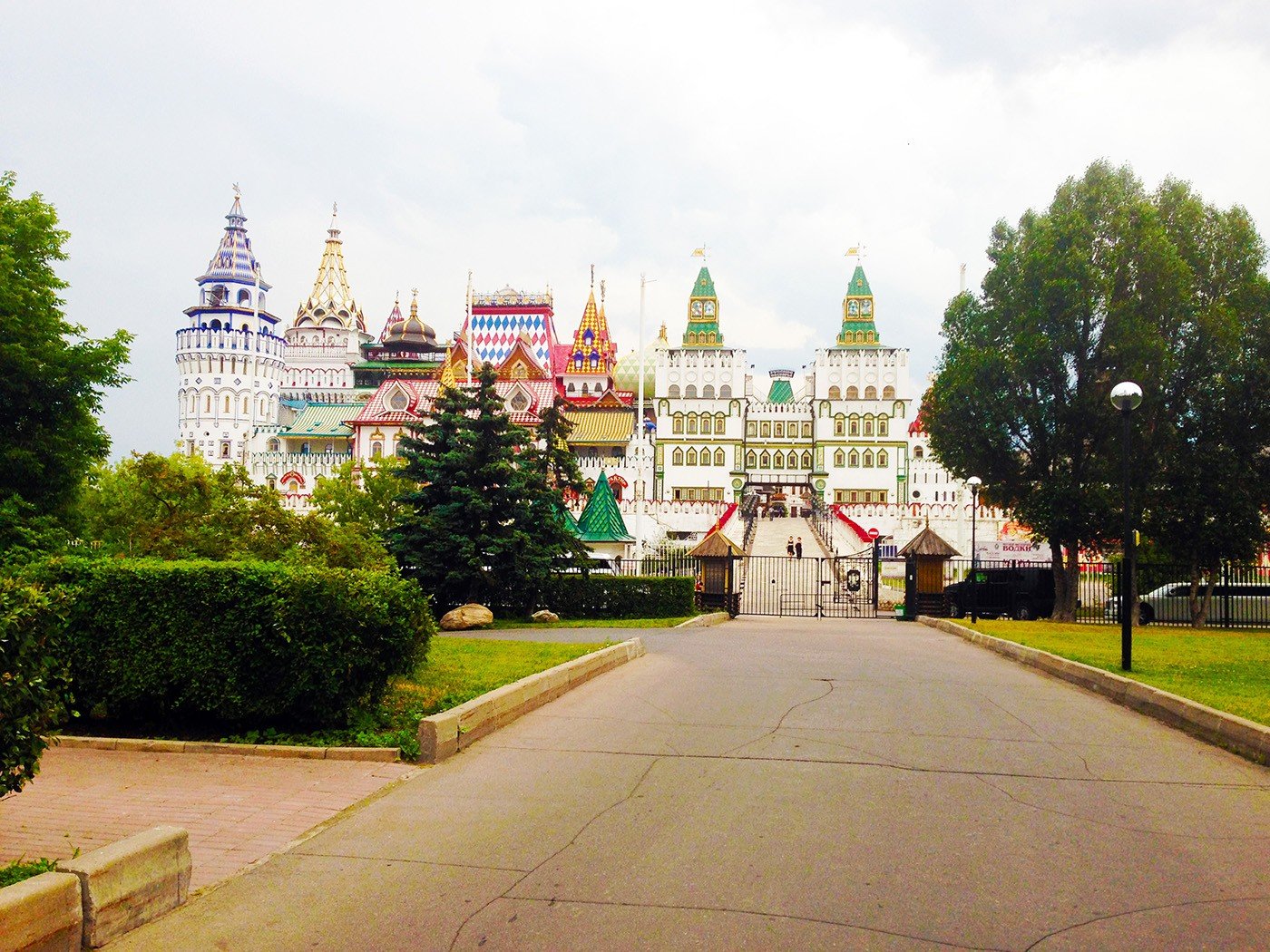 Парк Измайлово. Измайловский парк Москва. Измайловский парк Измайлово. Москва Измайлово Кремль и парк.