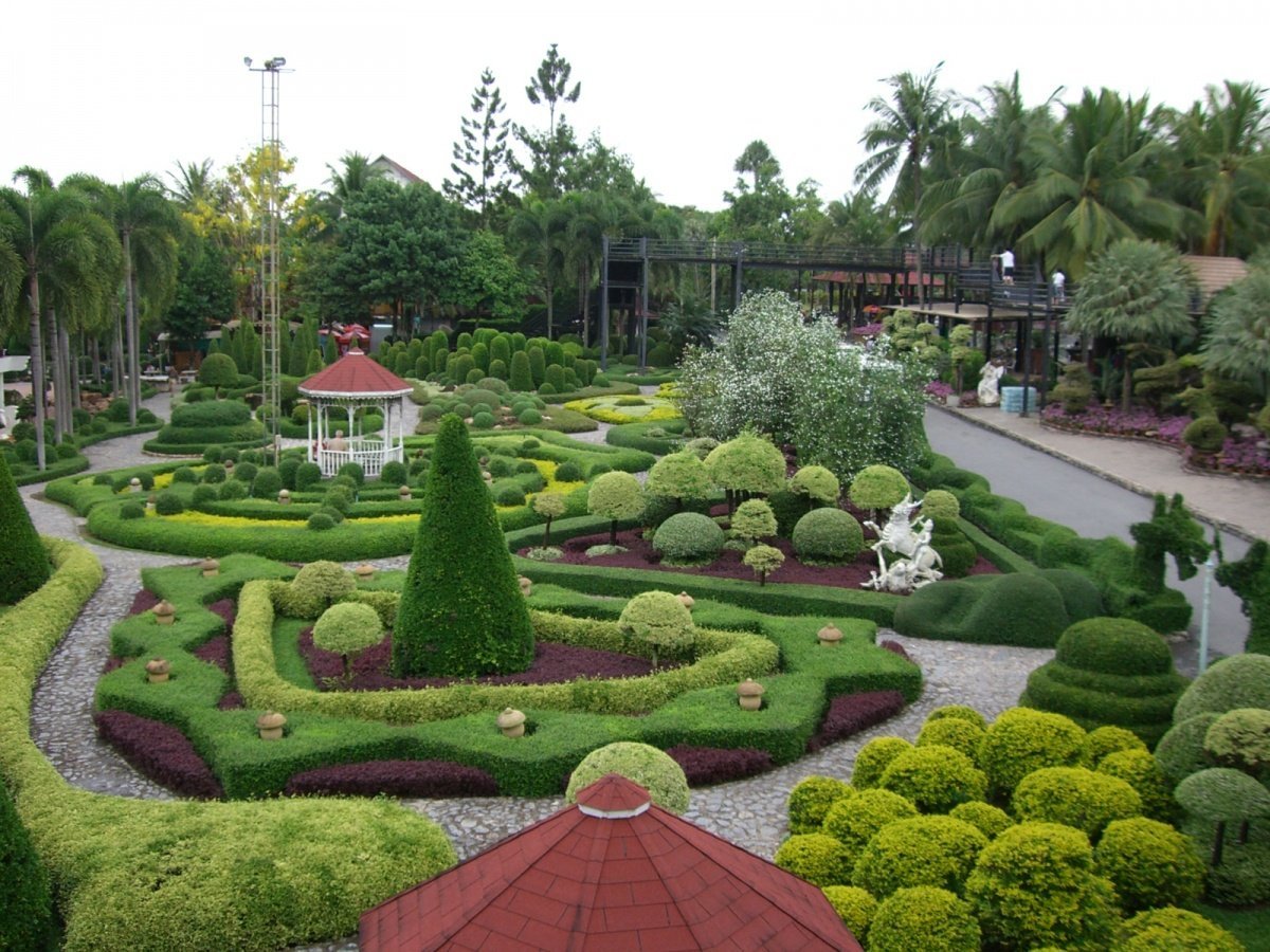 Парк нонг нуч в паттайе. Парк Нонг Нуч. Сад Нонг Нуч (Таиланд). Ботанический сад Нонг Нуч. Ботанический сад Паттайя.