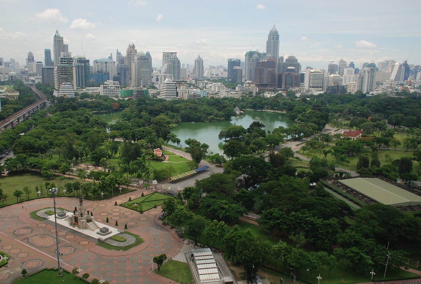 Люмпини бангкок. Парк Люмпини. Парки Lumphini Бангкок. Парк Люмпини / Lumpini Park.