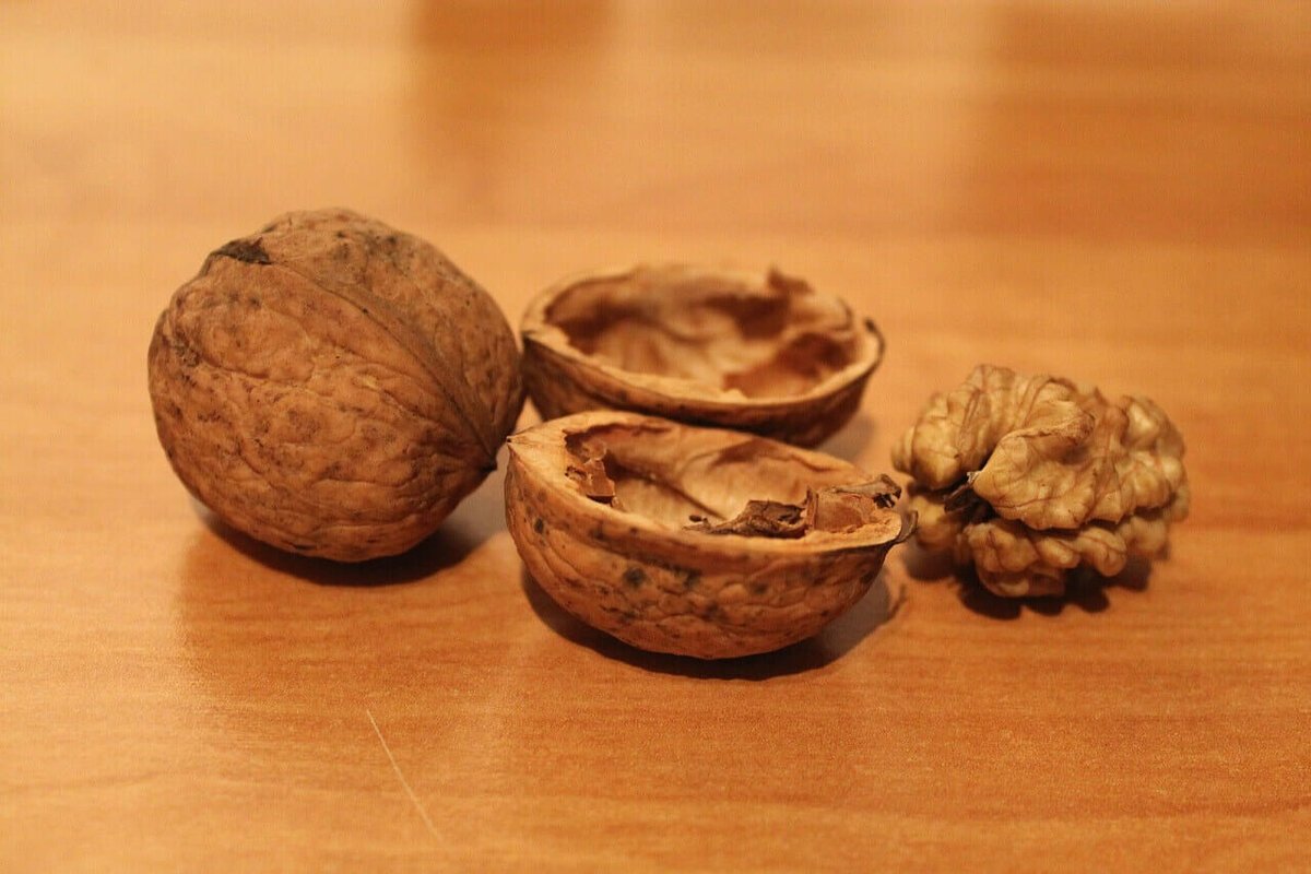 Варю грецкие орехи в скорлупе
