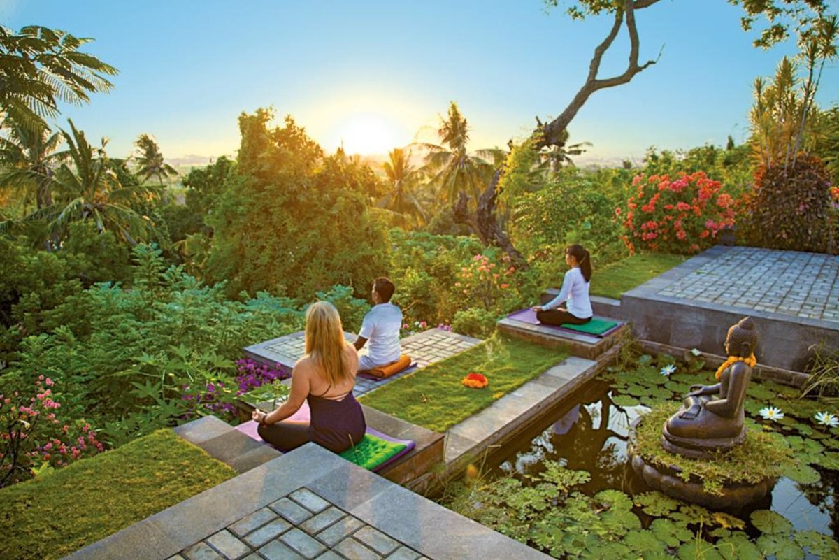 Йога на Бали. Бали Убуд йога. Йога ретрит на Бали. Ретрит на Бали. Место для медитации