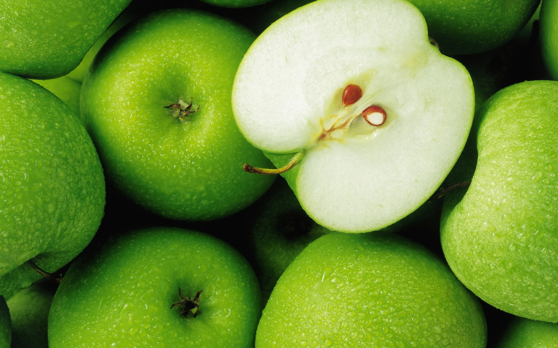 К чему снятся красивые яблоки. Яблоки Грин Грин. Яблоки зеленые. Яблоко в разрезе. Сочное яблоко.